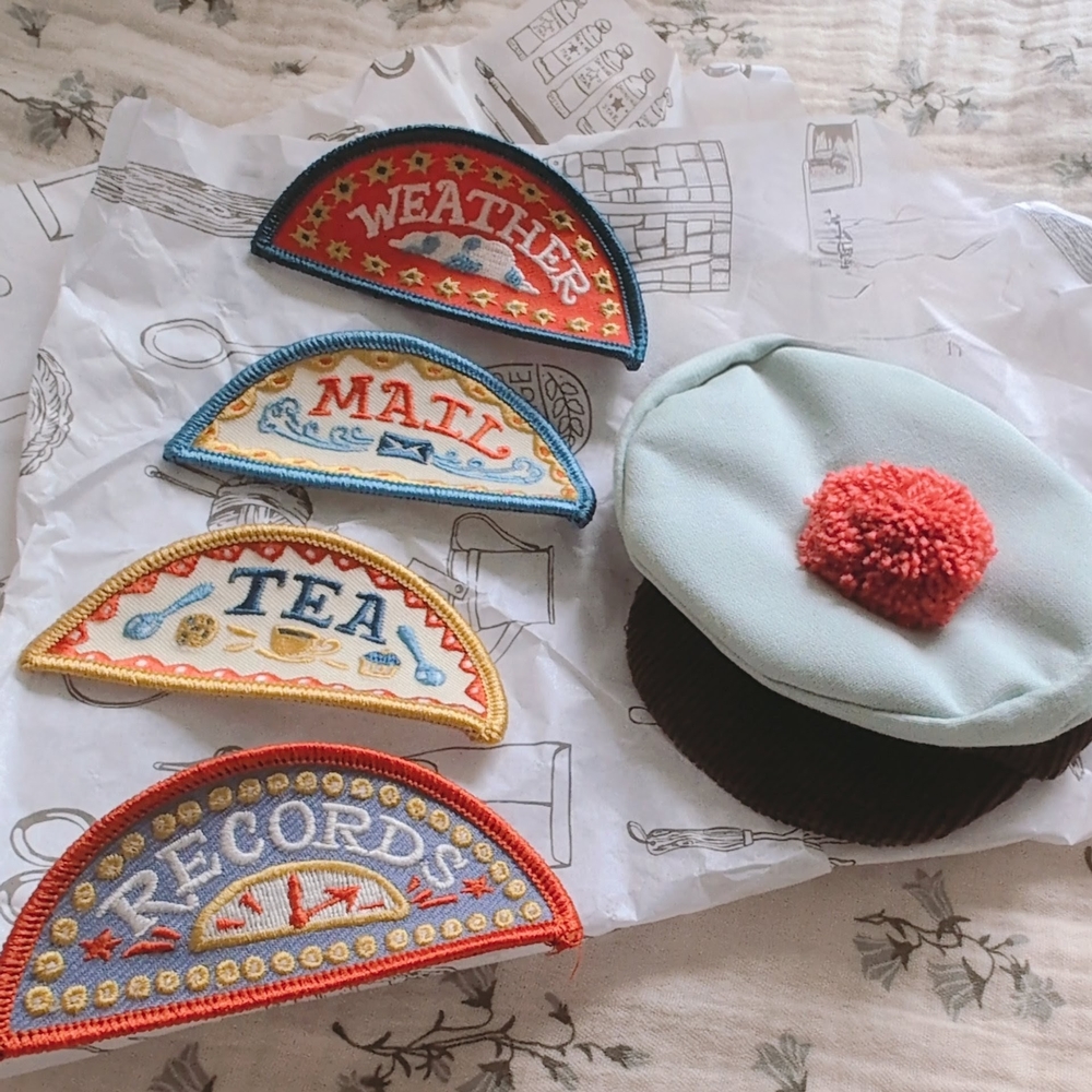 Hazel Village Village Duties Hat & Patches for Dolls - Picture 5 of 7